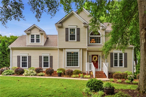 Photo of 5 Wild Horse Creek Drive, Simpsonville, SC 29680 (MLS # 20303415)