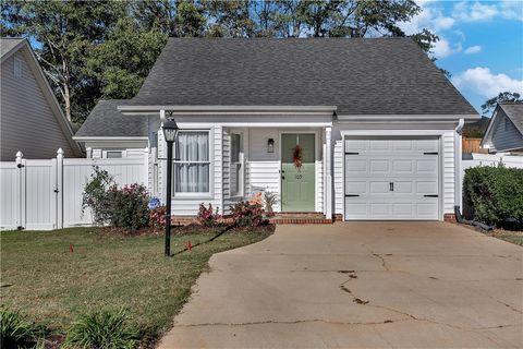 Photo of 109 Brittania Circle, Anderson, SC 29621 (MLS # 20293979)