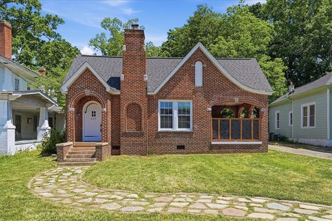 Photo of 422 Grace Street, Greenwood, SC 29649 (MLS # 20300327)