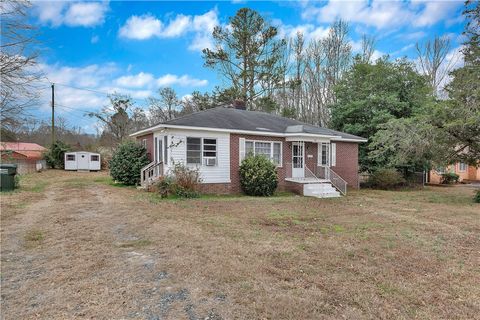 Photo of 701 W Greer Street #Anderson, Honea Path, SC 29654 (MLS # 20296532)