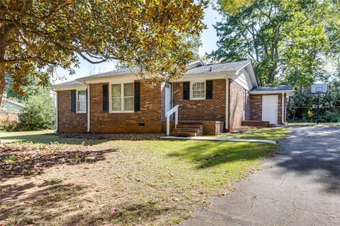 Photo of 419 Rollingwood Drive, Easley, SC 29640 (MLS # 20293622)
