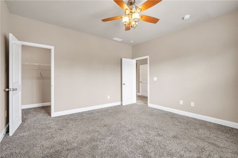 A home in Easley