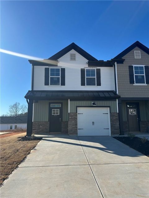 Photo of 415 Belgrove Way, Easley, SC 29640 (MLS # 20296454)