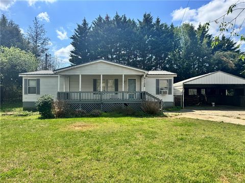Mobile Home For Sale - 1106 Farrs Bridge Road<br/> Pickens County, Pickens, SC 29671