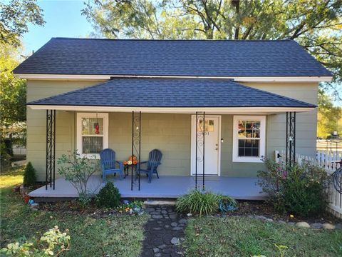 Photo of 651 Maywood Street, Spartanburg, SC 29301 (MLS # 20294618)