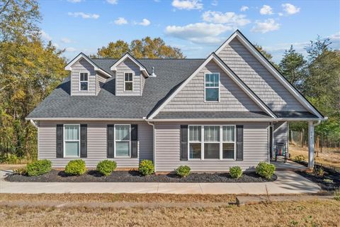 Photo of 114 Lake Forest Circle, Anderson, SC 29625 (MLS # 20294792)