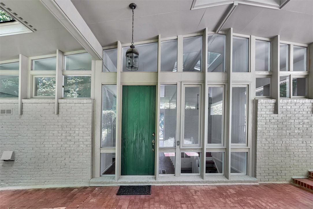 1613 S Arlington Drive, Seneca, South Carolina image 4