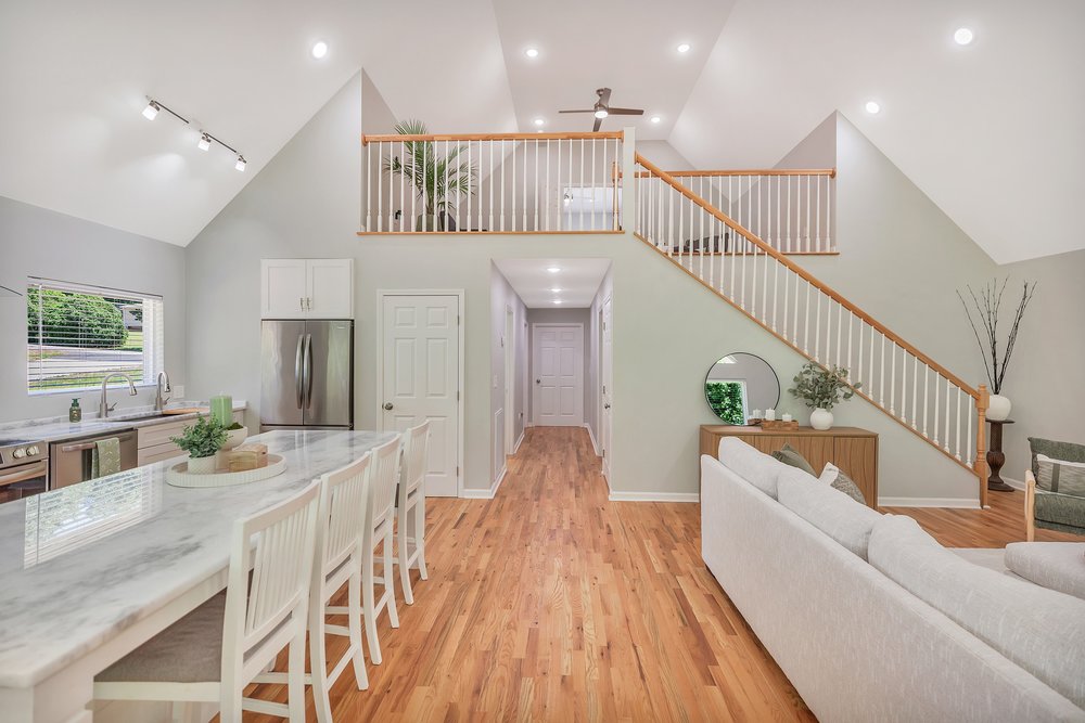 425 Lakewood Drive
