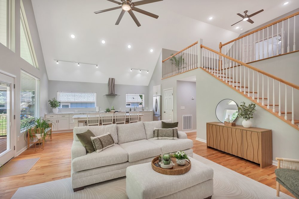 425 Lakewood Drive