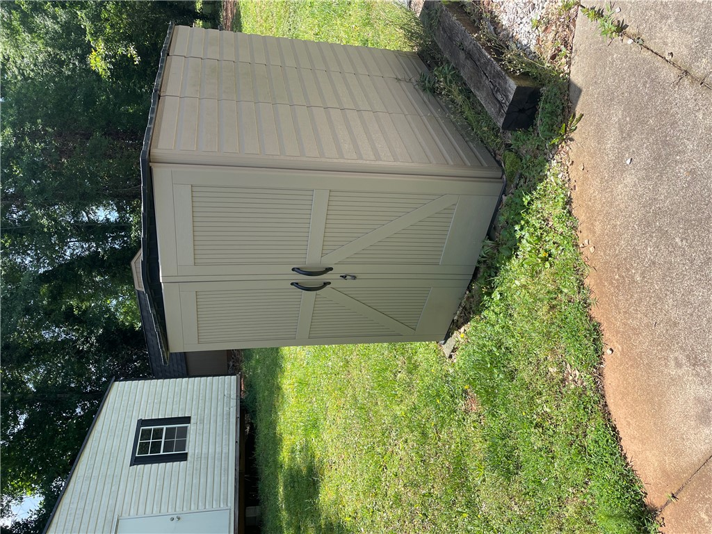 424 Sherwood Drive, Seneca, South Carolina image 16