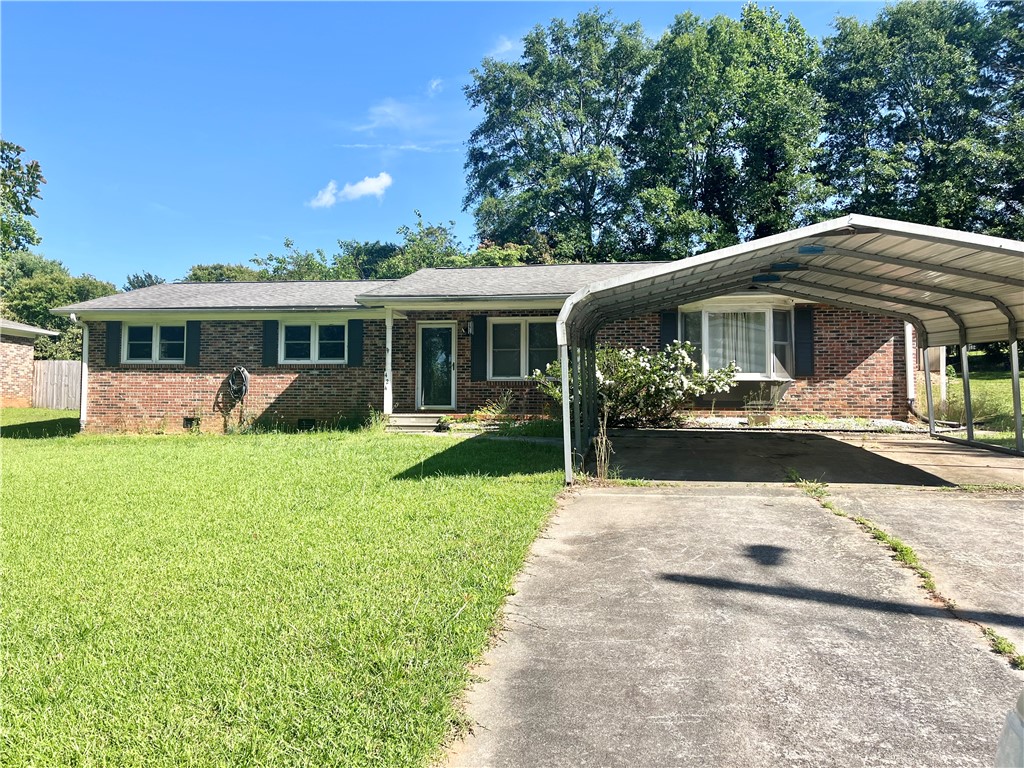 424 Sherwood Drive, Seneca, South Carolina image 3