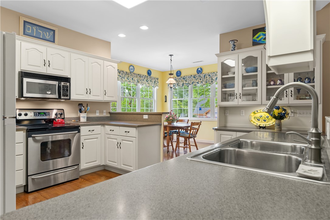 700 Island Pine Drive, Seneca, South Carolina image 16