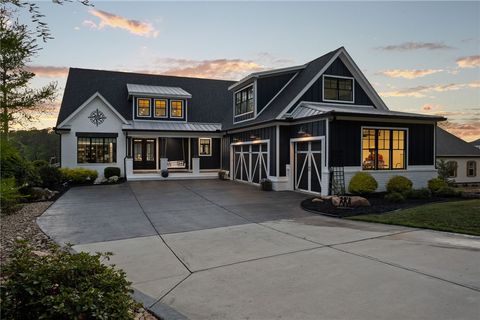 Photo of 376 Abercrombie Point, Greenwood, SC 29649 (MLS # 20300216)