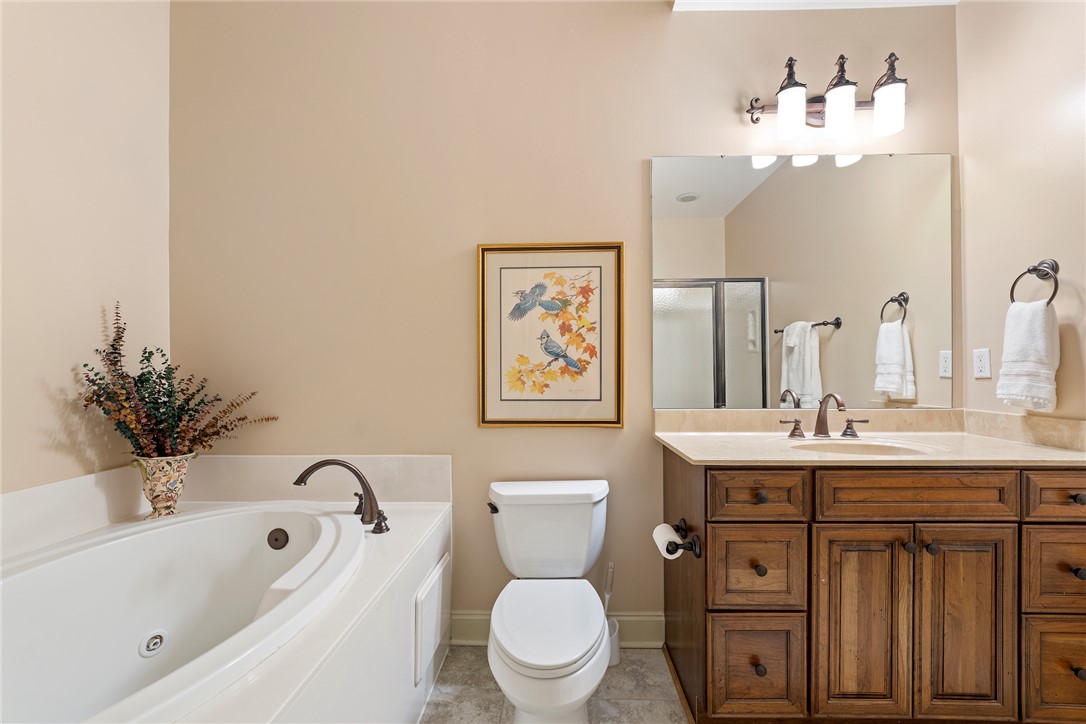 404 Sunset Point Drive, West Union, South Carolina image 16