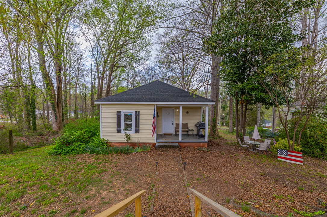 123 Cobb Street, Easley, South Carolina image 1