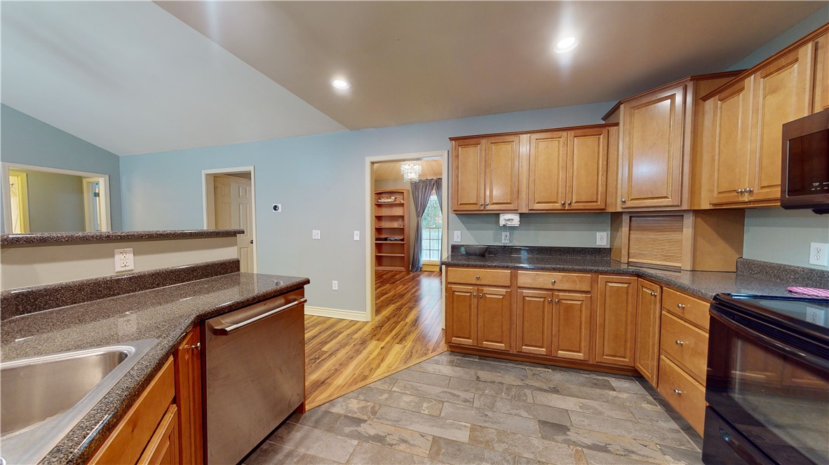 120 Pin Du Lac Drive, Central, South Carolina image 8