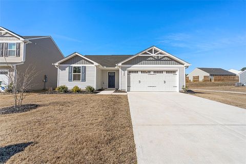 Photo of 124 Highland Station Drive, Clinton, SC 29325 (MLS # 20296928)