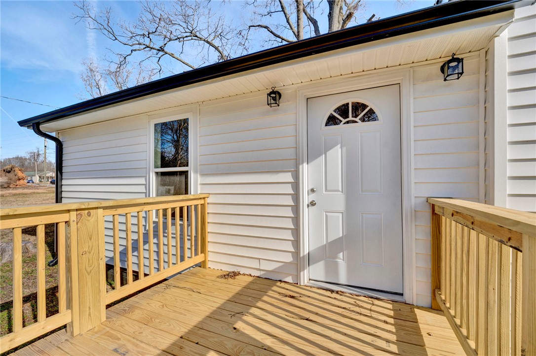 1310 S Bell Street, Clinton, South Carolina image 30
