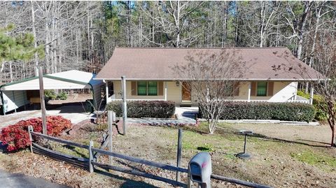 Photo of 331 Gaston Circle, Westminster, SC 29693 (MLS # 20294215)