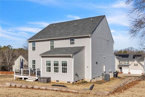 A home in Easley