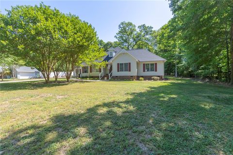 Photo of 151 Hannah Circle, Anderson, SC 29621 (MLS # 20300589)