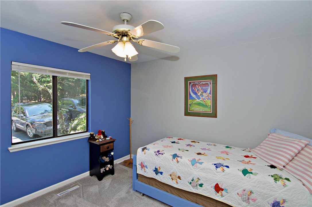 131 Harbor Lights Drive, Salem, South Carolina image 14