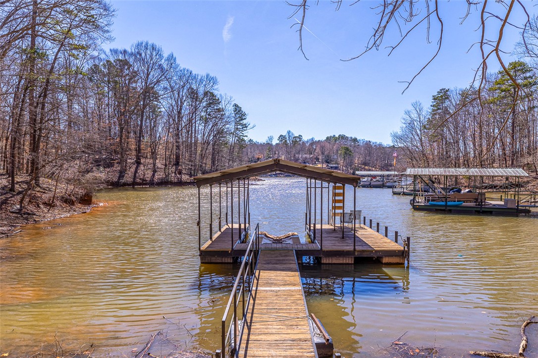 290 Coves End Point, Seneca, South Carolina image 2