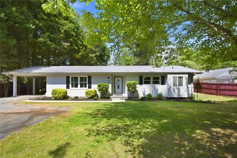 Photo of 1013 S Greenwich Drive, Walhalla, SC 29691 (MLS # 20301815)