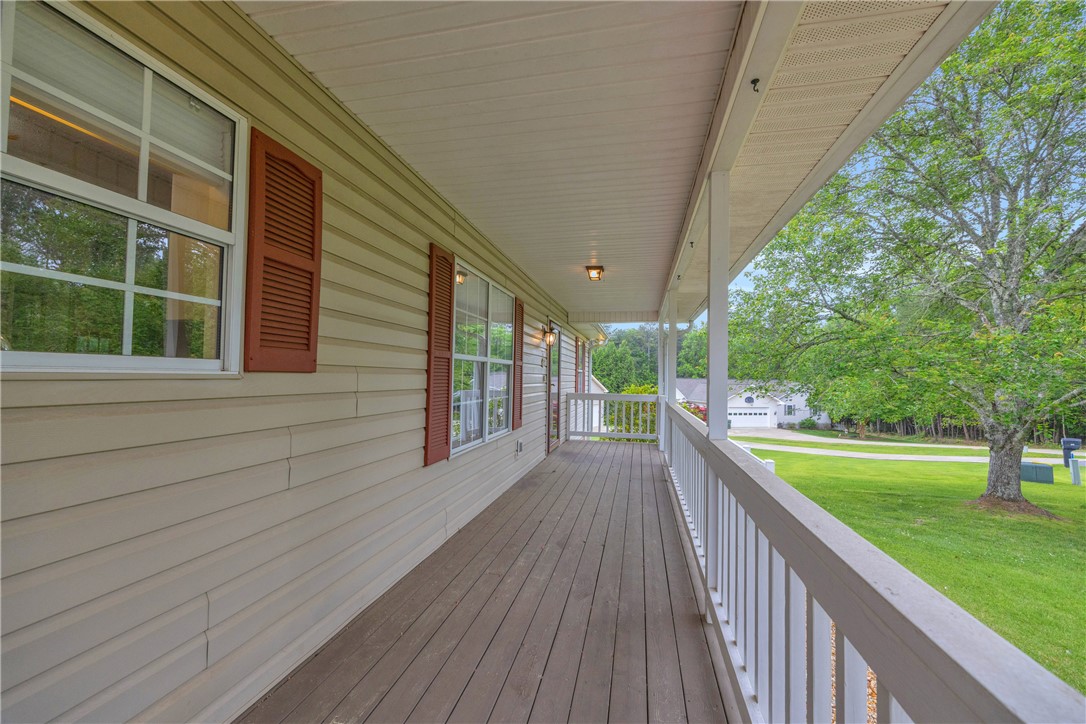 211 Jana Drive, Walhalla, South Carolina image 4