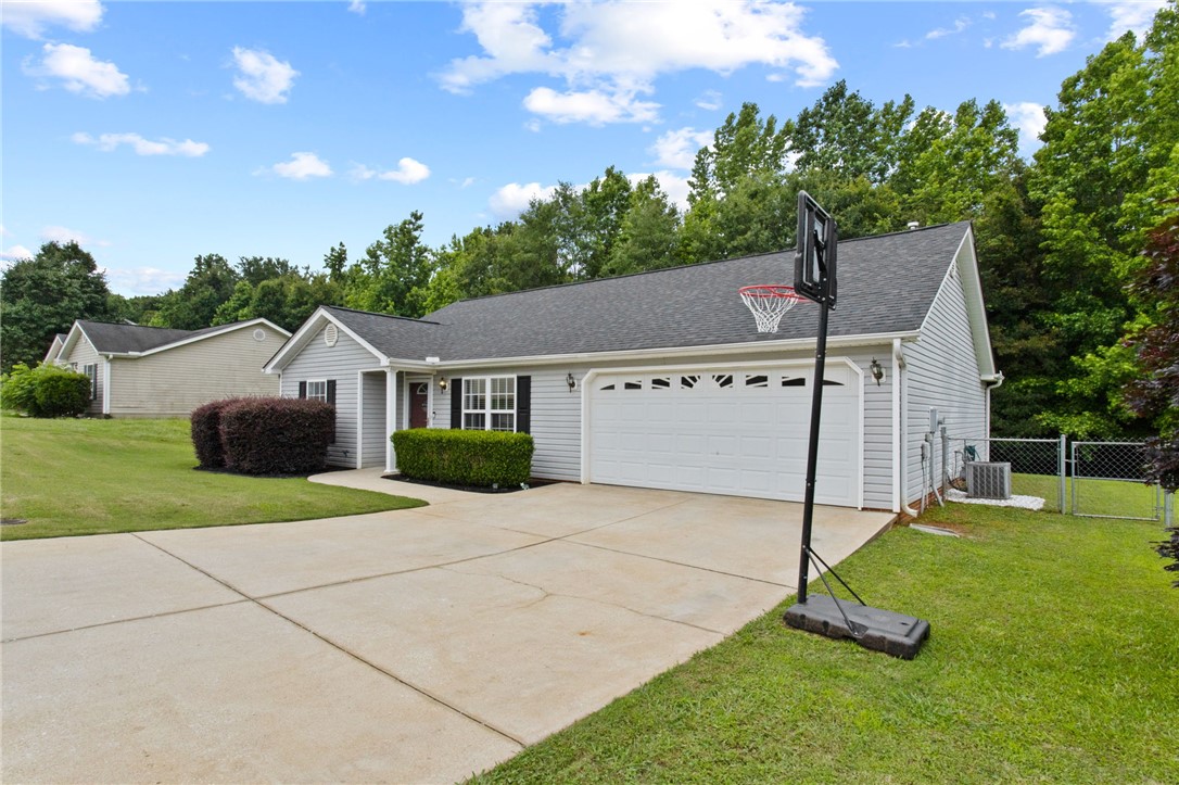 15 Laws Lane, Piedmont, South Carolina image 3