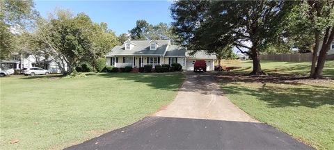 Photo of 362 Green Hill Drive, Anderson, SC 29621 (MLS # 20300474)