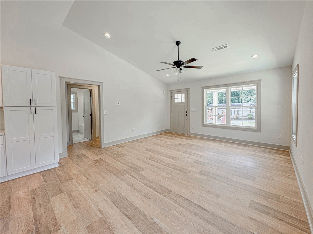 315 Code Circle, Seneca, South Carolina image 7