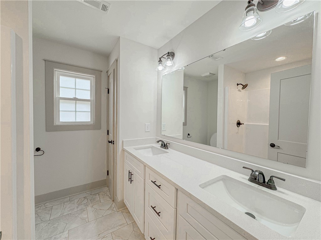 315 Code Circle, Seneca, South Carolina image 13
