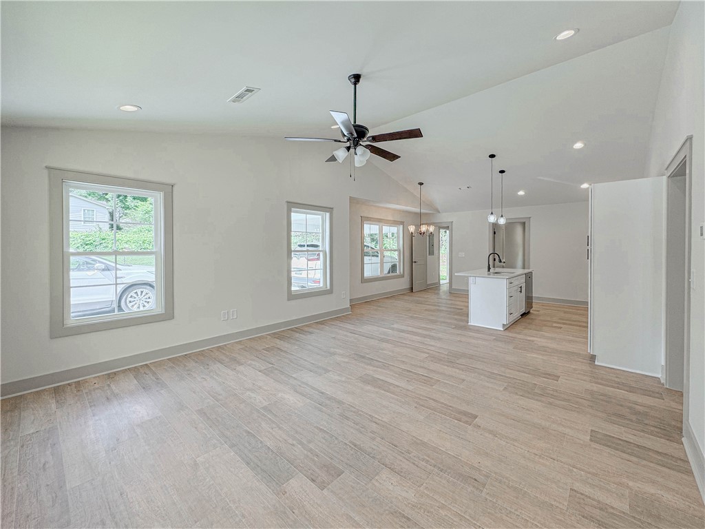 315 Code Circle, Seneca, South Carolina image 4