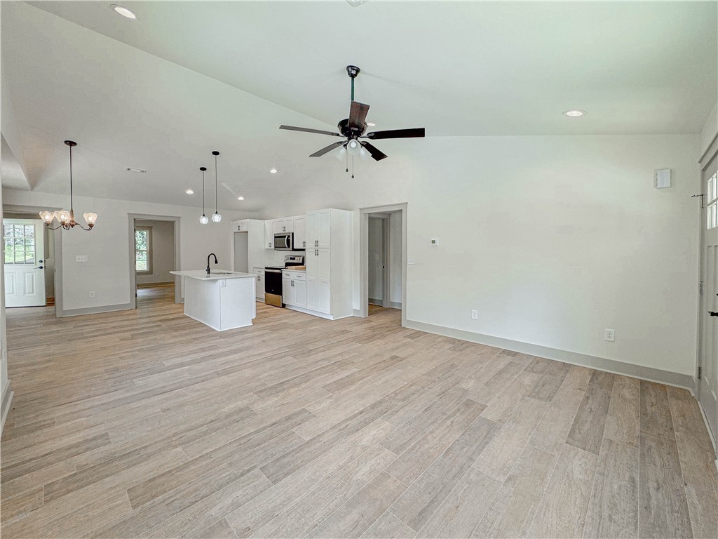 315 Code Circle, Seneca, South Carolina image 5