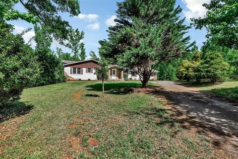 Photo of 510 Return Church Road, Seneca, SC 29678 (MLS # 20300944)