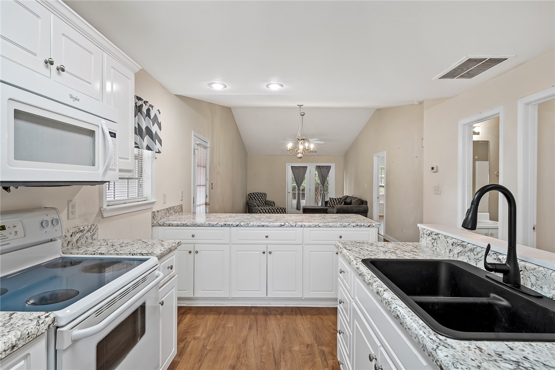 Anderson, South Carolina 29625, United States, 2 Bedrooms Bedrooms, ,2 BathroomsBathrooms,Residential,Pending,175109