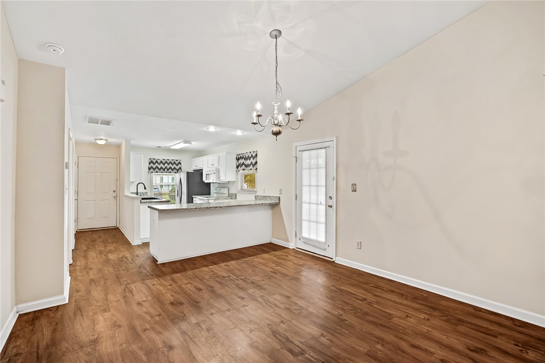 Anderson, South Carolina 29625, United States, 2 Bedrooms Bedrooms, ,2 BathroomsBathrooms,Residential,Pending,175109