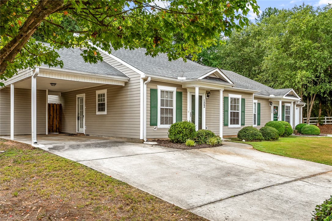 Anderson, South Carolina 29625, United States, 2 Bedrooms Bedrooms, ,2 BathroomsBathrooms,Residential,Pending,175109