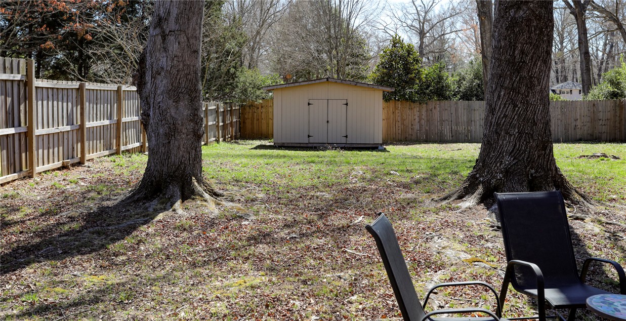 12 Forestdale Drive, Taylors, South Carolina image 3