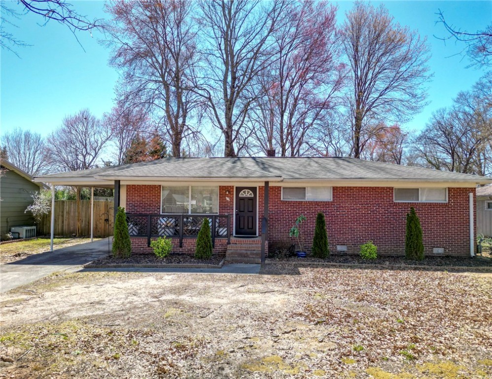 12 Forestdale Drive, Taylors, South Carolina image 6