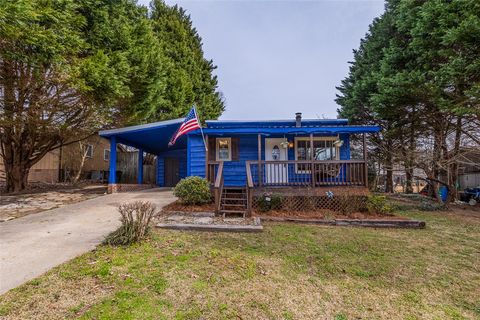 Photo of 124 Nottingham Lane, Easley, SC 29640 (MLS # 20299387)