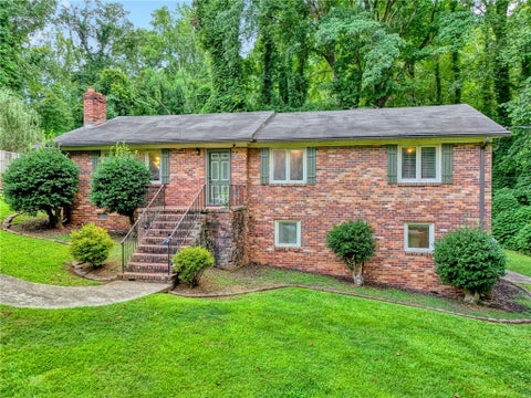 Photo of 7 RiverOaks Drive, Greenville, SC 29611 (MLS # 20304583)