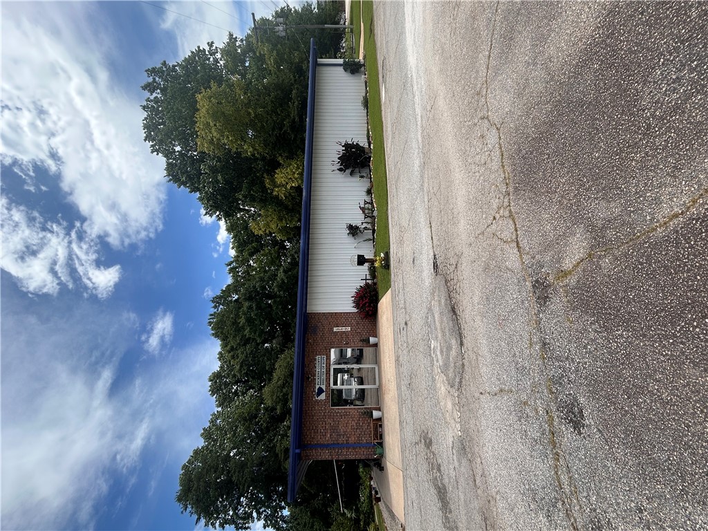 Photo 1 of 19 — 141 City View Circle, Pickens, SC 29671