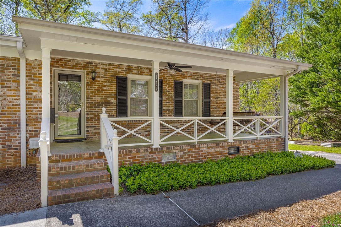 142 Hollingsworth Drive, Pickens, South Carolina image 4