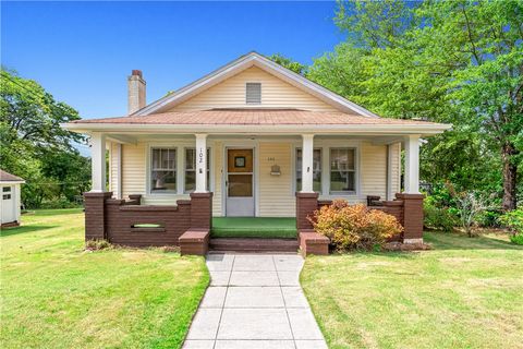 Photo of 102 Robinson Avenue, Easley, SC 29640 (MLS # 20300901)