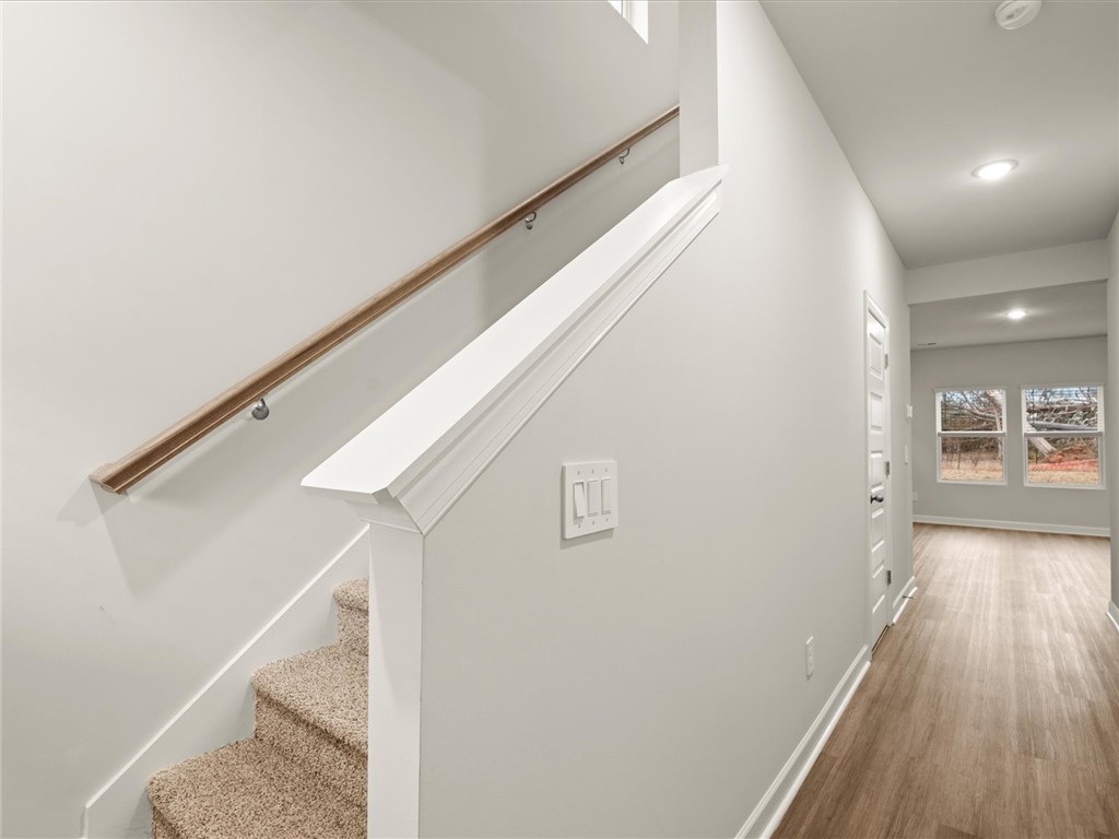 203 Yellowstone Trail, Gray Court, South Carolina image 2