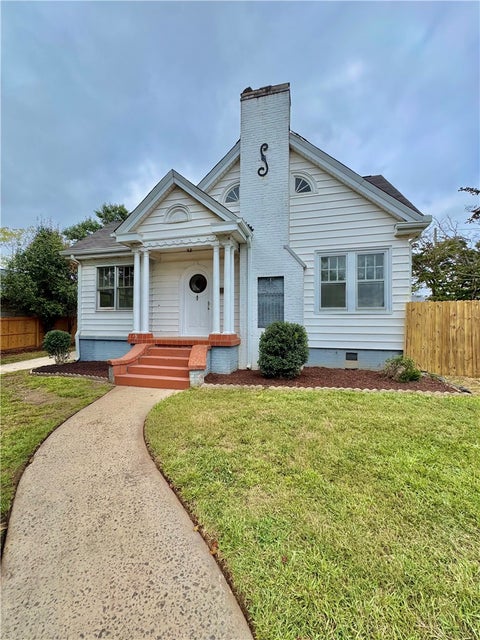 Photo of 105 S 5th Street, Easley, SC 29640 (MLS # 20306611)