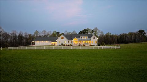 Photo of 331 Bakerville Road, Easley, SC 29642 (MLS # 20299807)