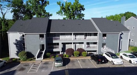 Photo of 210 Northlake Drive, Anderson, SC 29625 (MLS # 20300623)